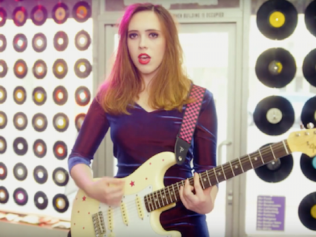 SINGER SOCCER MOMMY CONTACT DETAILS, CITY HOUSE, BIODATA, EMAIL ID